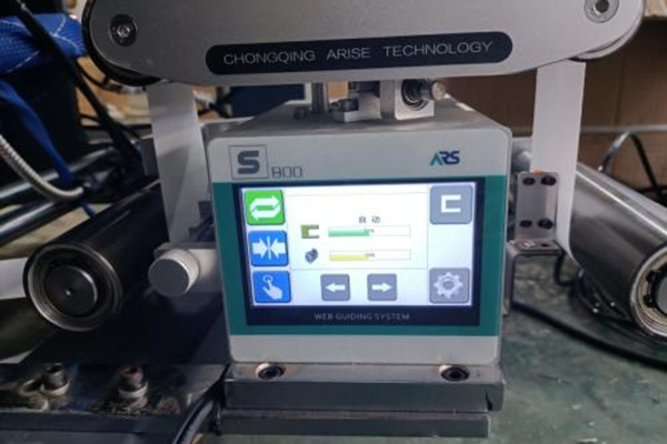Máquina para Fabricar Asas Retorcidas, Semi Automática