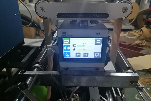 Máquina para Fabricar Asas Retorcidas, Automática