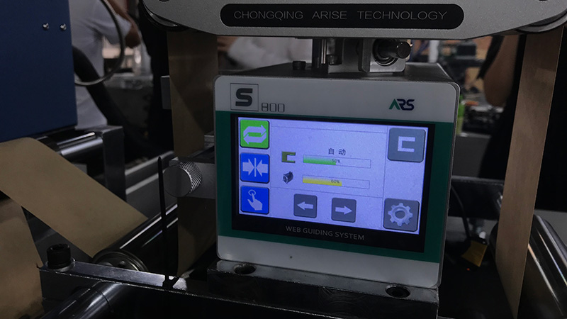 Máquina para Fabricar Asas Planas, Automática